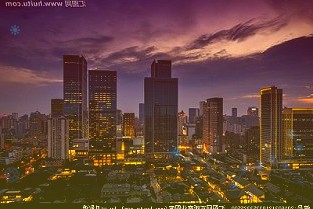 对于OPPO来说来自竞争对手的压力只是一个方面